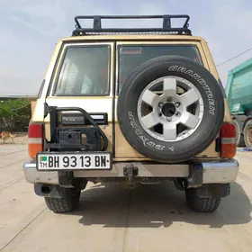 Nissan Patrol 1992
