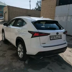 Lexus NX 300 2021