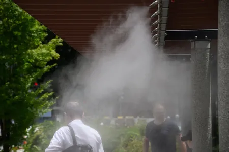 Ýaponiýada iş ýerlerindäki yssy howa şertleri sebäpli, kompaniýalara jerime salnar