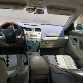 Toyota Camry 2010