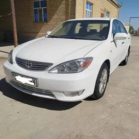 Toyota Camry 2003