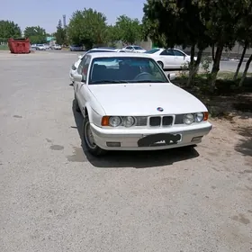 BMW 525 1989