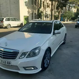 Mercedes-Benz E350 2010