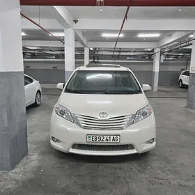 Toyota Sienna 2017