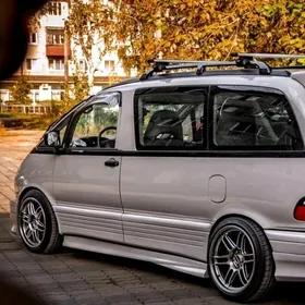 Toyota Previa 1992