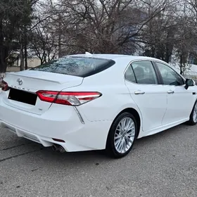 Toyota Camry 2020