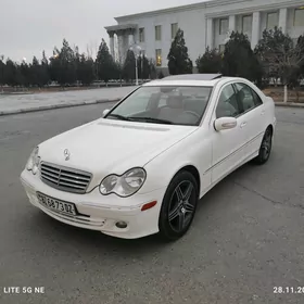 Mercedes-Benz C280 2005