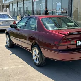 Toyota Camry 1999