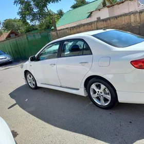 Toyota Corolla 2011