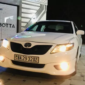 Toyota Camry 2011