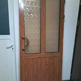 дверь