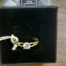 Gyzyl yuzuk Золотое кольцо