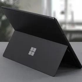 micrsoft surface pro 8