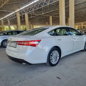 Toyota Avalon 2013