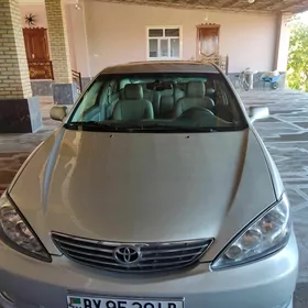 Toyota Camry 2003