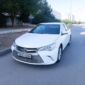 Toyota Camry 2017