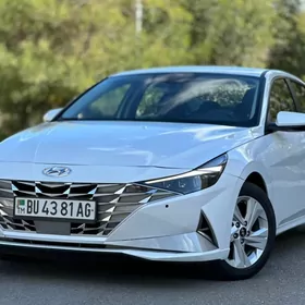 Hyundai Elantra 2021