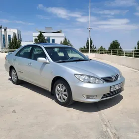 Toyota Camry 2004