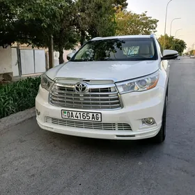 Toyota Highlander 2014