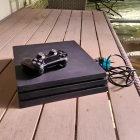 PlayStation 4 PRO V11.00 1TB