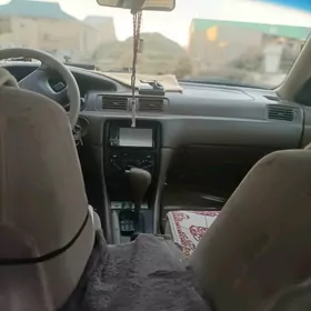 Toyota Camry 1999