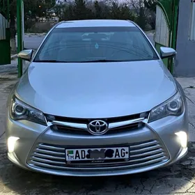 Toyota Camry 2015