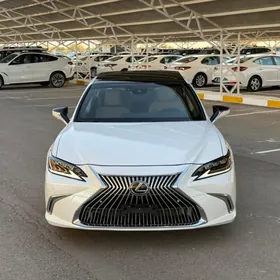 Lexus ES 350 2019