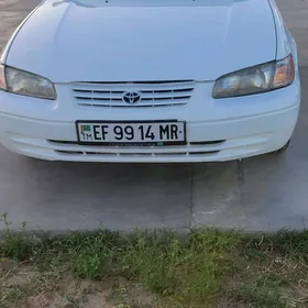 Toyota Camry 1997