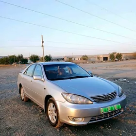 Toyota Camry 2004