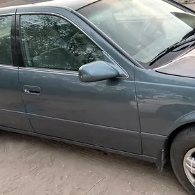 Toyota Camry 2001