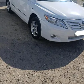 Toyota Camry 2010