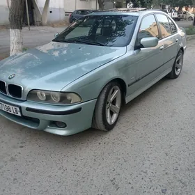 BMW 528 2000
