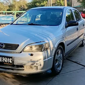Opel Astra 2000