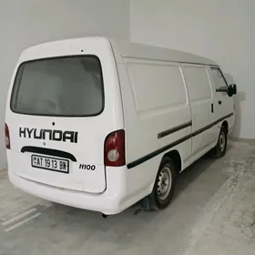 Hyundai H100 2001