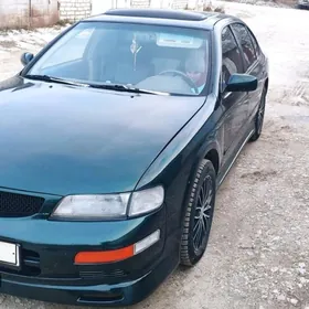 Nissan Maxima 1995