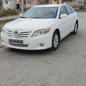 Toyota Camry 2011