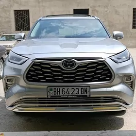 Toyota Highlander 2020