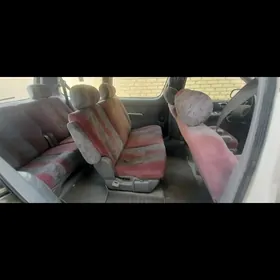 Toyota Sienna 2000