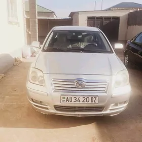Toyota Avensis 2005