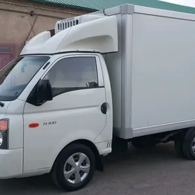 Kia Bongo 2022