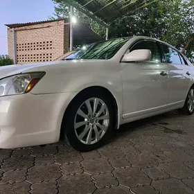 Toyota Avalon 2005