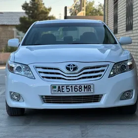 Toyota Camry 2010
