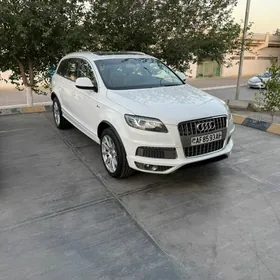 Audi Q7 2012