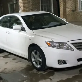 Toyota Camry 2010