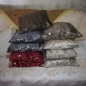 Yastyklar подушки