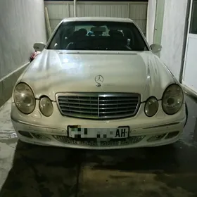 Mercedes-Benz E350 2006