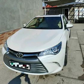 Toyota Camry 2017