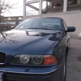 BMW E39 1998