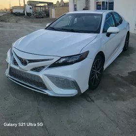 Toyota Camry 2023