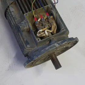 dwigatel mator elektrodwigatel